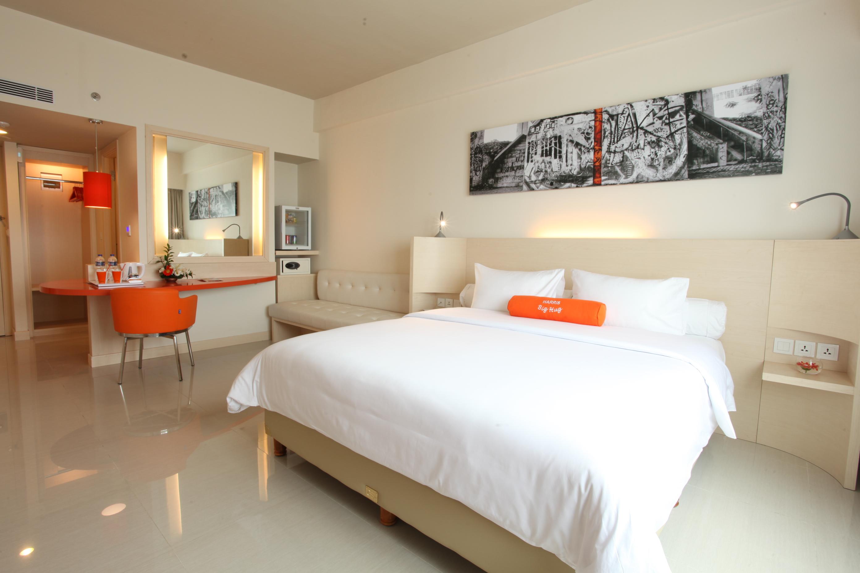 Harris Hotel & Conventions Ciumbuleuit Bandung Exterior photo